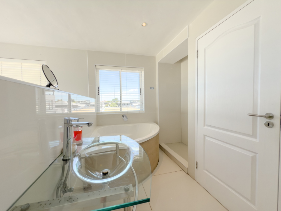 To Let 3 Bedroom Property for Rent in Plettenberg Bay Central Western Cape